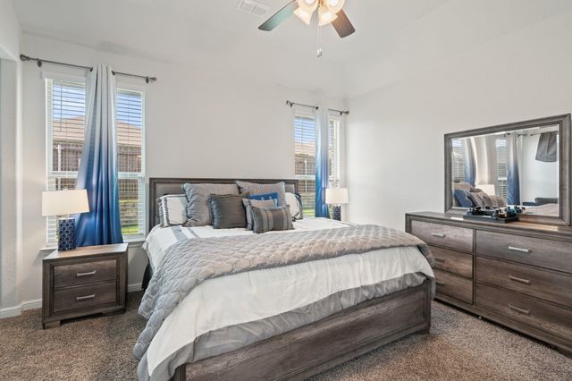 529 Natchez Lane, Glenn Heights, TX 75154