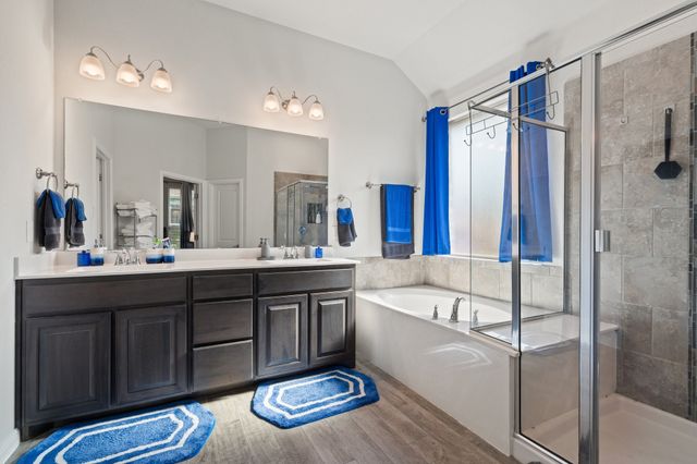 529 Natchez Lane, Glenn Heights, TX 75154