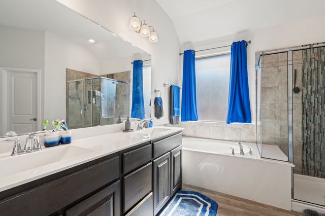 529 Natchez Lane, Glenn Heights, TX 75154