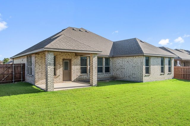 529 Natchez Lane, Glenn Heights, TX 75154