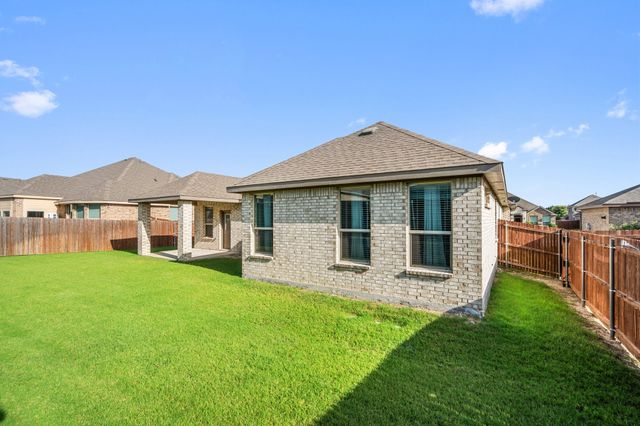 529 Natchez Lane, Glenn Heights, TX 75154