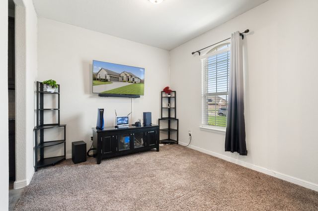 529 Natchez Lane, Glenn Heights, TX 75154