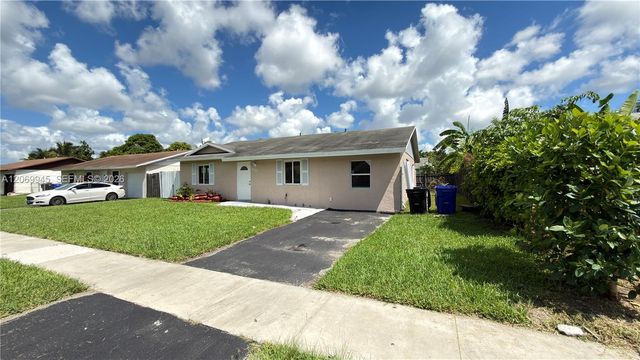8151 SW 7th Street, North Lauderdale, FL 33068