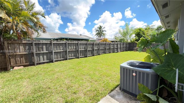 8151 SW 7th Street, North Lauderdale, FL 33068