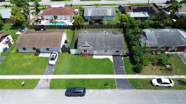 8151 SW 7th Street, North Lauderdale, FL 33068