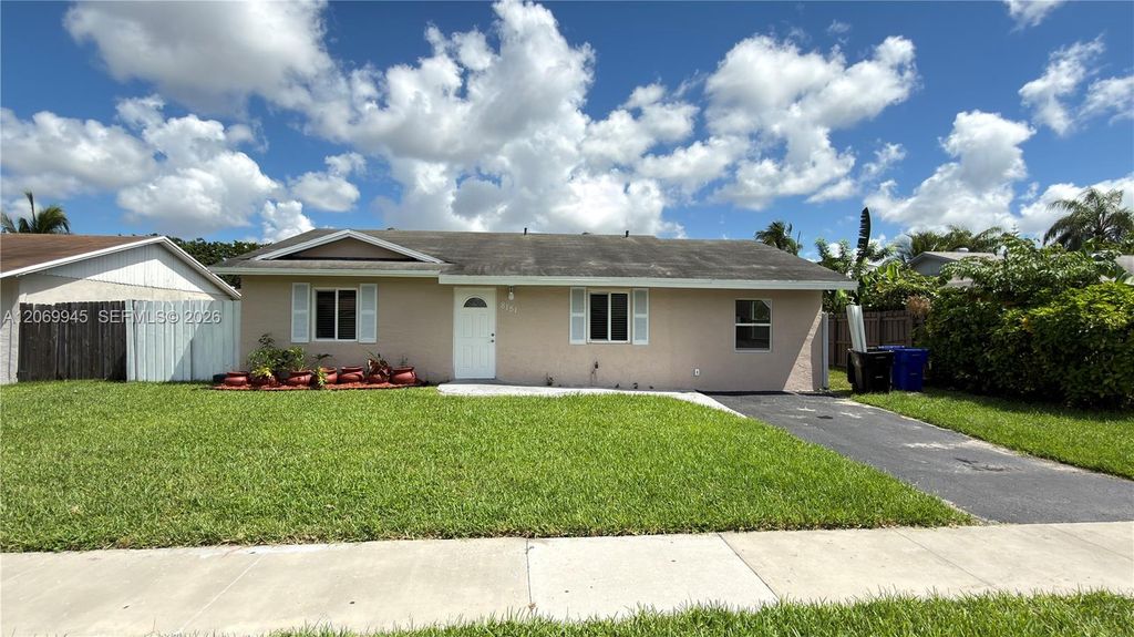 8151 SW 7th Street, North Lauderdale, FL 33068