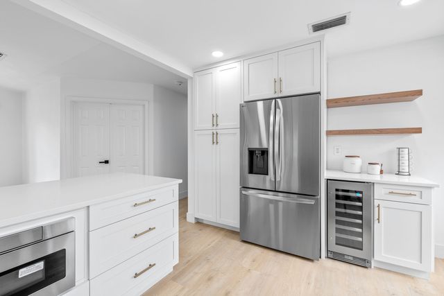 2650 Neaton Court, Wellington, FL 33414