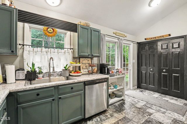 226 Shawnee Drive, Louisburg, NC 27549