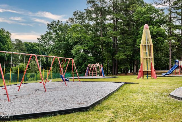 226 Shawnee Drive, Louisburg, NC 27549