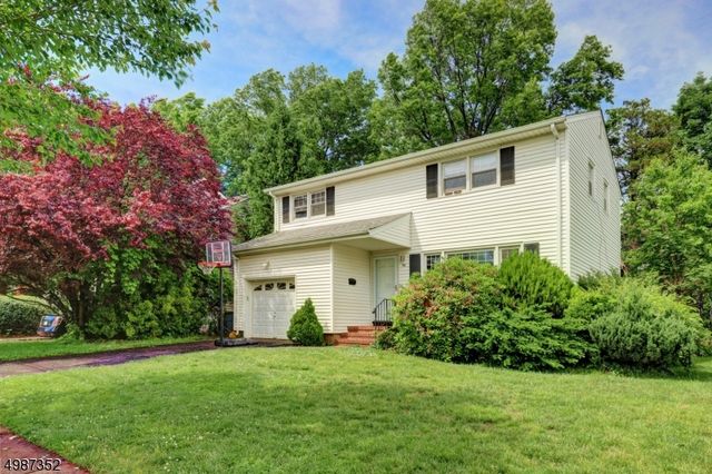 50 Patricia Pl, Clifton City, NJ 07012