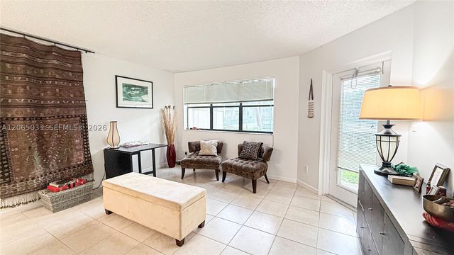 540 S Park Rd 14-9, Hollywood, FL 33021