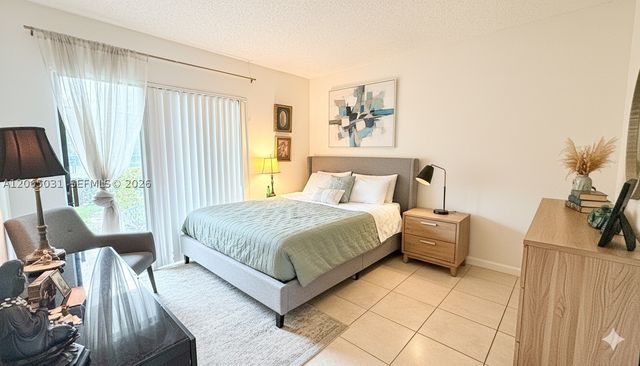 540 S Park Rd 14-9, Hollywood, FL 33021