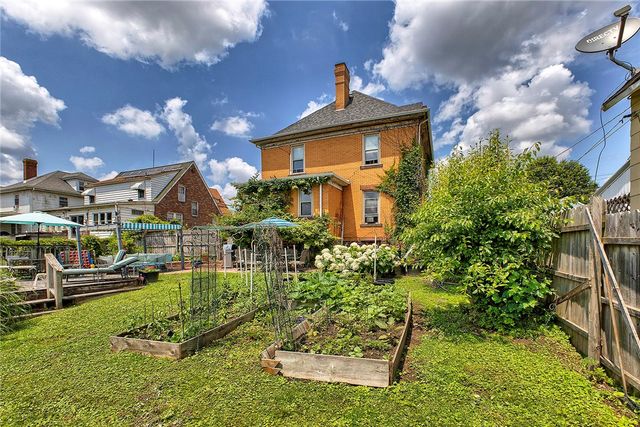 23 W Craig Street, Uniontown, PA 15401