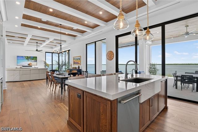 1890 Cascade CT, Marco Island, FL 34145