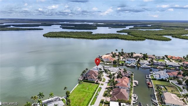 1890 Cascade CT, Marco Island, FL 34145