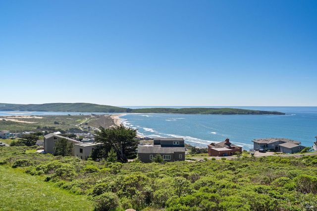 27 Maui Ln, Dillon Beach, CA 94929