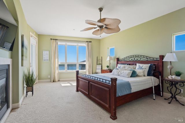 27 Maui Ln, Dillon Beach, CA 94929