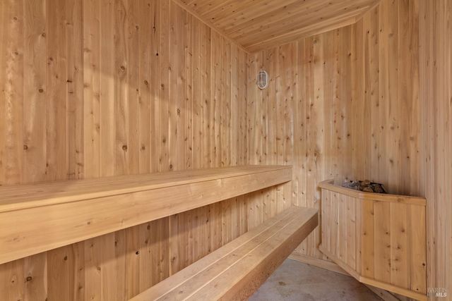 27 Maui Ln, Dillon Beach, CA 94929