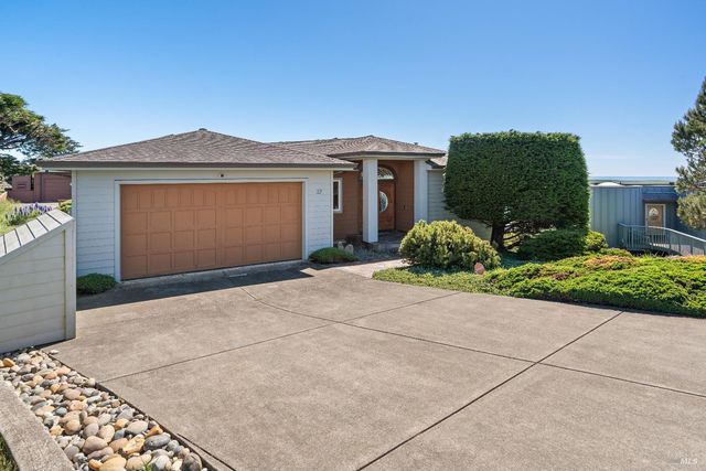 27 Maui Ln, Dillon Beach, CA 94929
