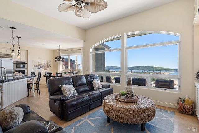 27 Maui Ln, Dillon Beach, CA 94929