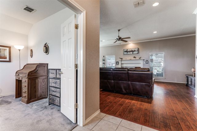 117 Zuni Trail, Fort Worth, TX 76108