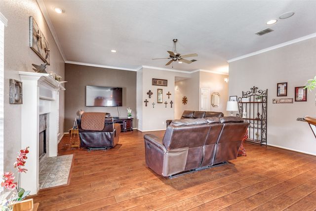 117 Zuni Trail, Fort Worth, TX 76108