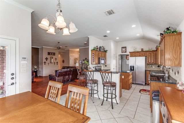 117 Zuni Trail, Fort Worth, TX 76108