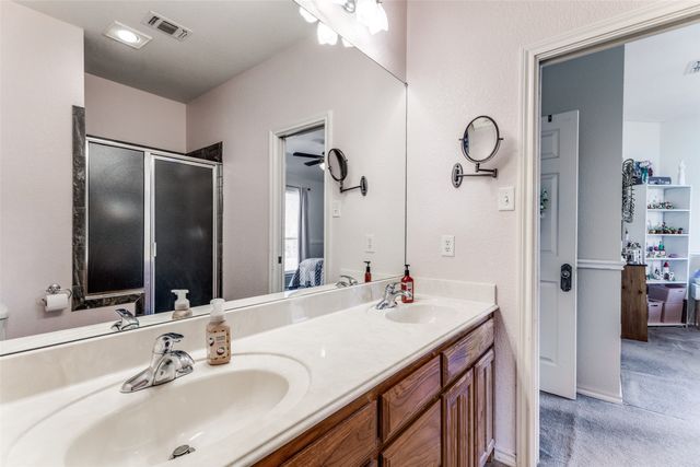 117 Zuni Trail, Fort Worth, TX 76108