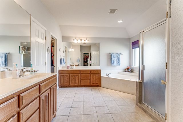 117 Zuni Trail, Fort Worth, TX 76108