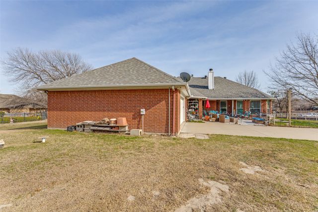 117 Zuni Trail, Fort Worth, TX 76108