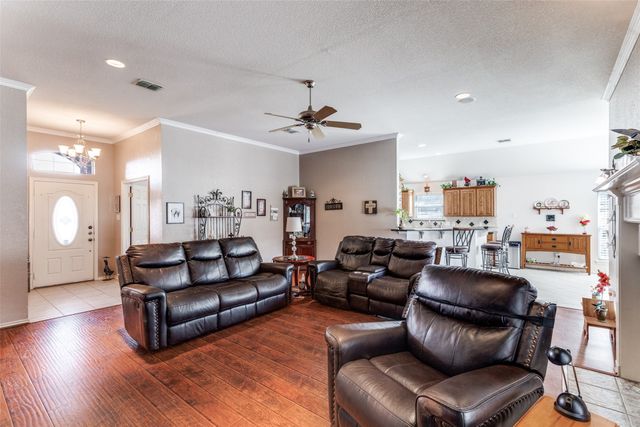 117 Zuni Trail, Fort Worth, TX 76108