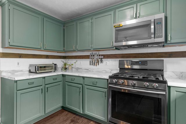 994 US-31 N, Torch Lake Twp, MI 49648