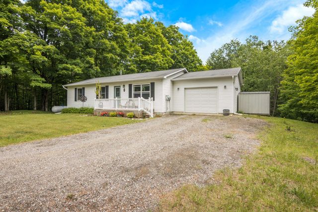 994 US-31 N, Torch Lake Twp, MI 49648