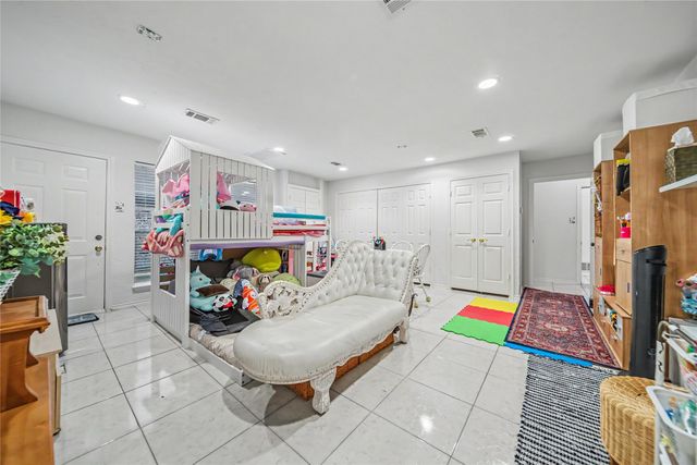 2530 Cresthaven Drive, Garland, TX 75040