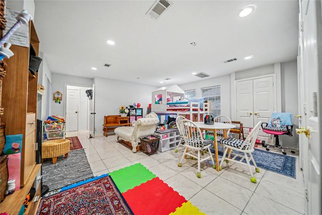2530 Cresthaven Drive, Garland, TX 75040