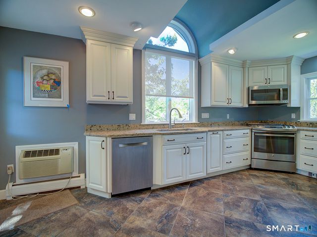 75 Churchill Road, Hamden, CT 06517