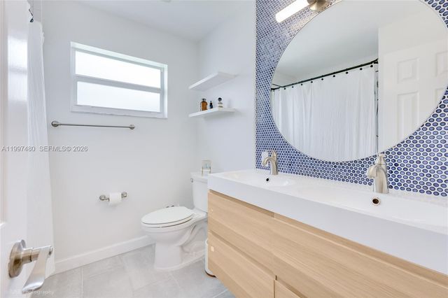 1144 Johnson St, Hollywood, FL 33019