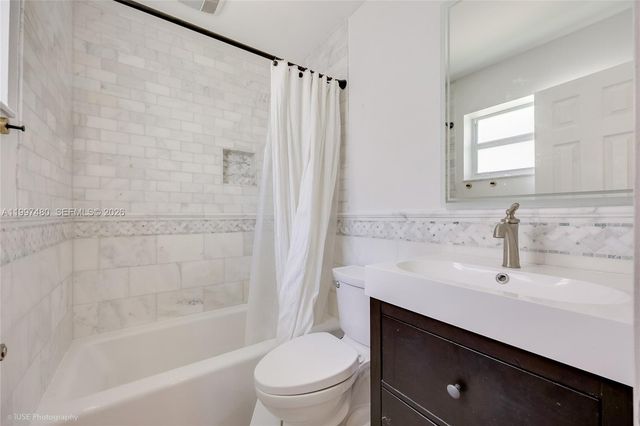 1144 Johnson St, Hollywood, FL 33019