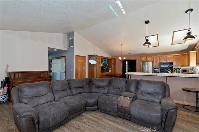 1064 Pine, Big Bear, CA 92314