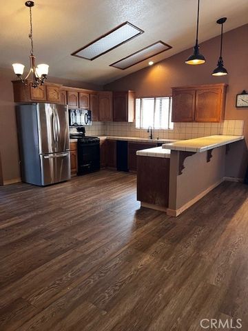 1064 Pine, Big Bear, CA 92314