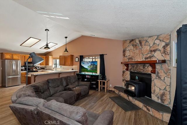 1064 Pine, Big Bear, CA 92314