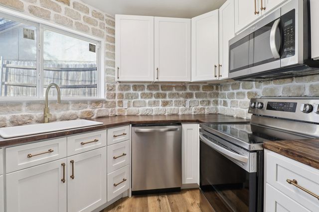 5502 Safari Trail, Arlington, TX 76018