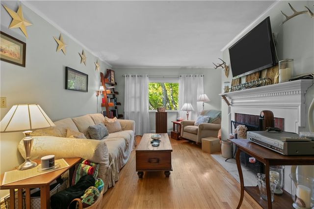 46 CHASTELLUX Avenue M6, Newport, RI 02840