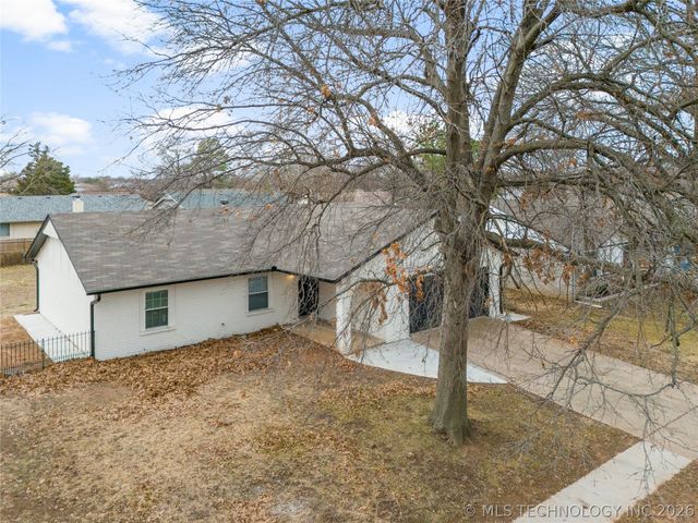 417 W Birmingham Avenue, Broken Arrow, OK 74011