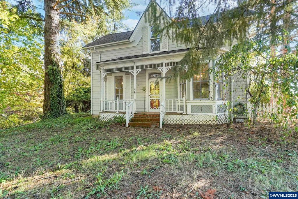 10478 Crosby Rd NE, Woodburn, OR 97071