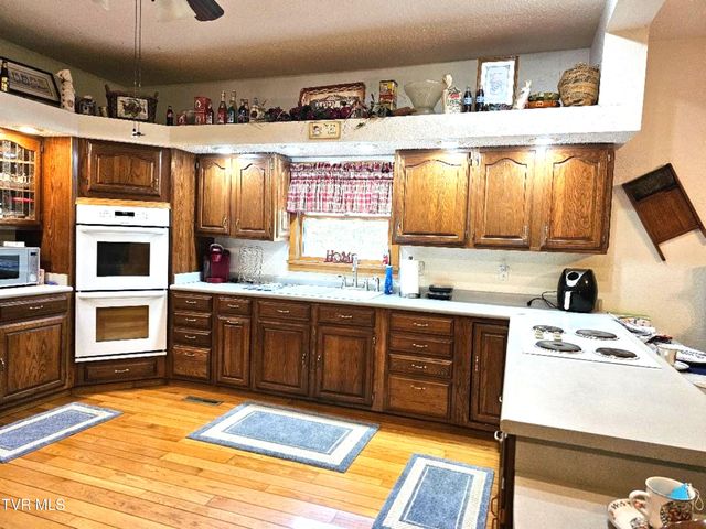 7503 Strawberry Mountain Road, Wise, VA 24293