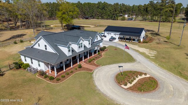 826 Furr Road, Vass, NC 28394