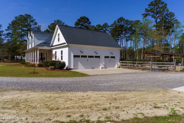 826 Furr Road, Vass, NC 28394