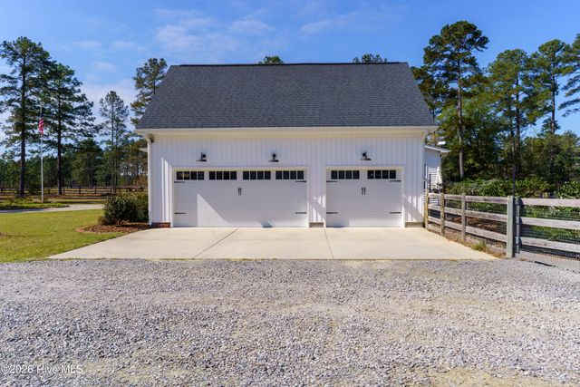 826 Furr Road, Vass, NC 28394