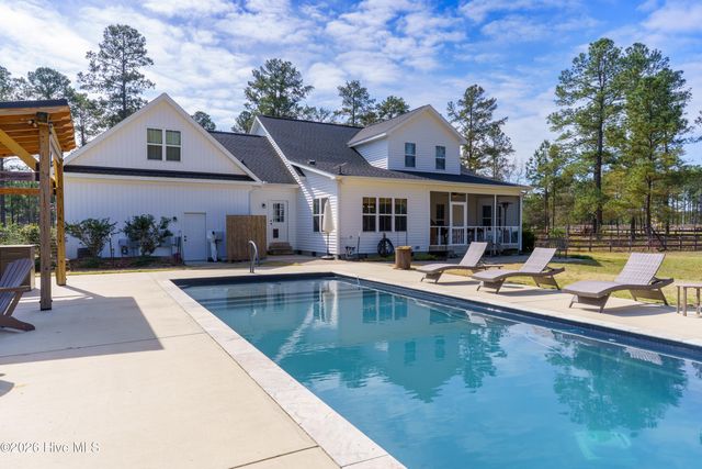 826 Furr Road, Vass, NC 28394